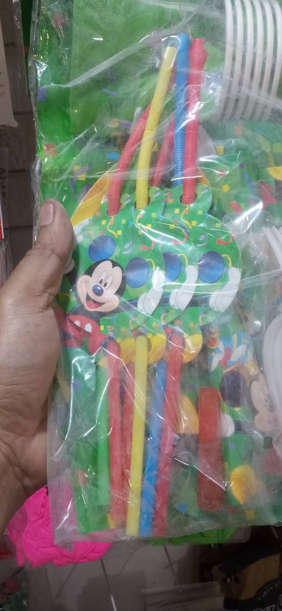 بسم الله الرحمن الرحيم....
ثيمات اعياد الميلاد ثيم يحتوي على48 قطعة سعر ثيم 3000

دينار فقط...👍👍👍

متوفر حاليا عند سفريات المعموري 👍👍👍 

بابل المسيب حي المعلمين الاولى مقابل اسواق الميسرة ⛱️⛱️ 

يوجد خدمة توصيل لكل المحافظات واتس اب ماسنجر على رقم 
***********🚛🚛🚛

سفريات المعموري ترحب بكم وتوفر لكم كل ما تحتاجونه من سفريات 🌹🌹
