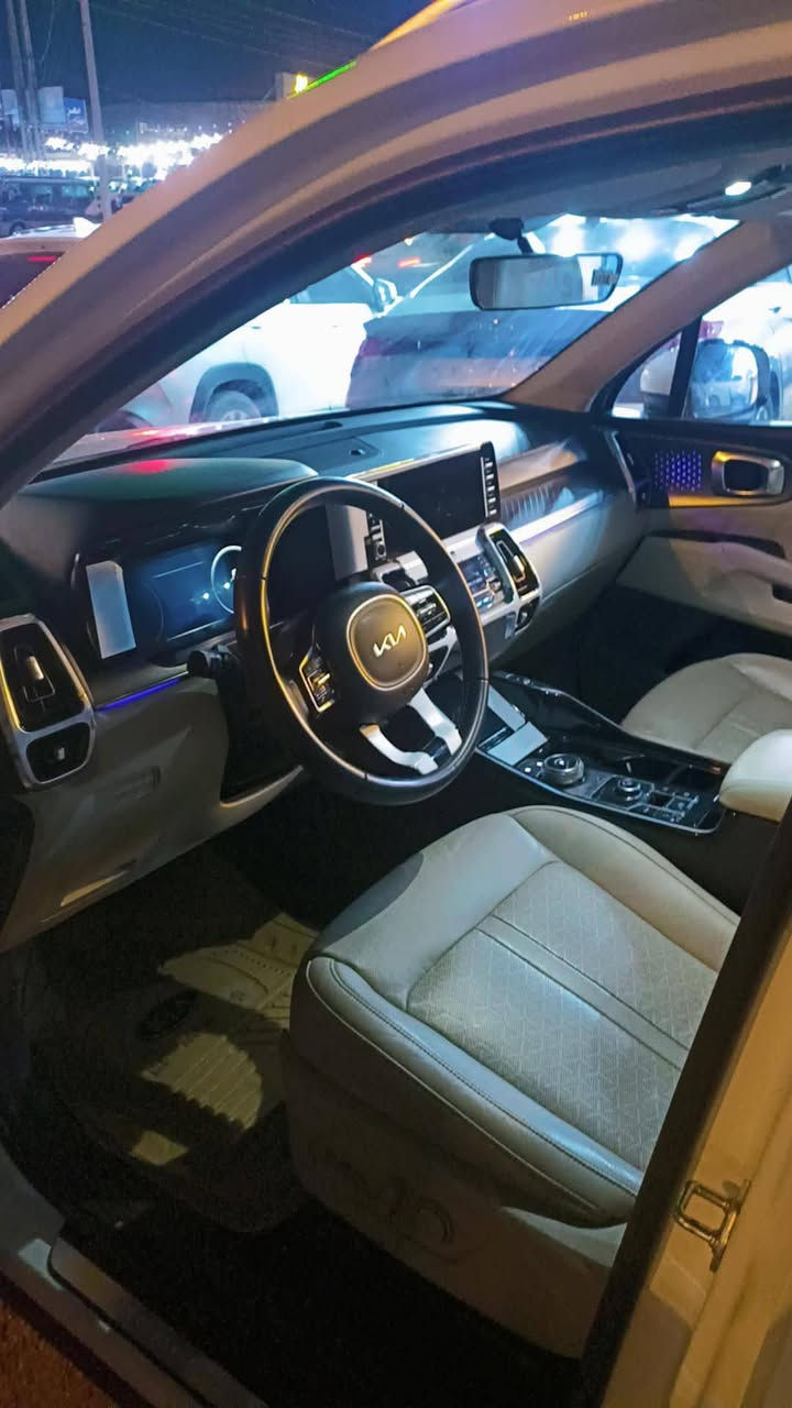 سلام عليكم سورنتو 2022خليجي فول 1/1
كفاله عامه عده شبر بجاملغ الامامي من يم لايت

كير موس

شفتات ستير

محرك 6

7راكب

زنون عالي ناصي

كامره 360

بيهه هواي مواصفات سياره 1/1

سعر 285 / ***********
