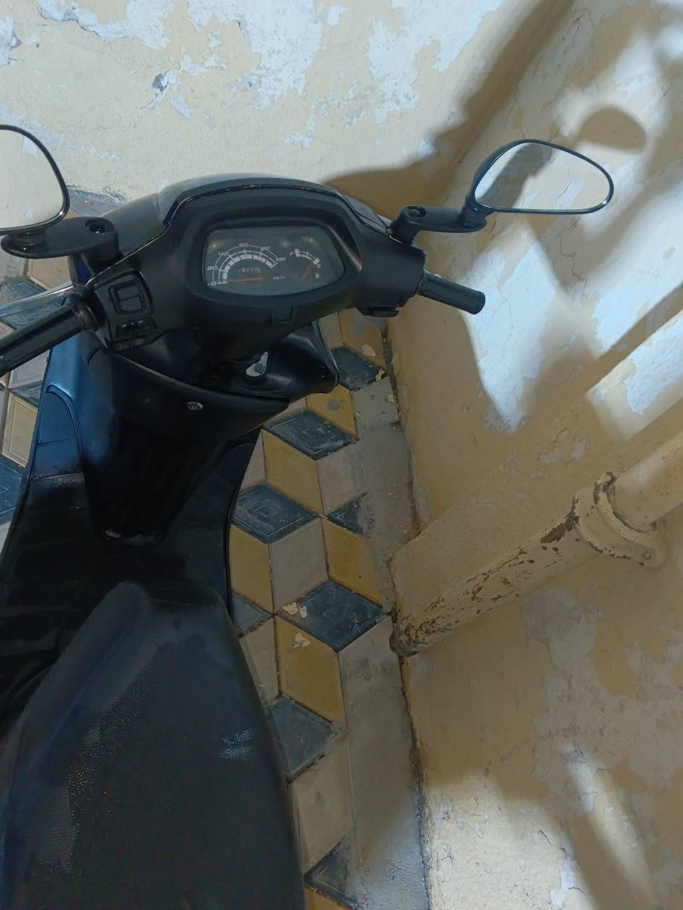 سبيسي ياباني جاهزه للمطارده شلعه فد شي كابريتر بلادي السعر 700 وبيه مجال اتصل على الرقم *********** اني مكلف
