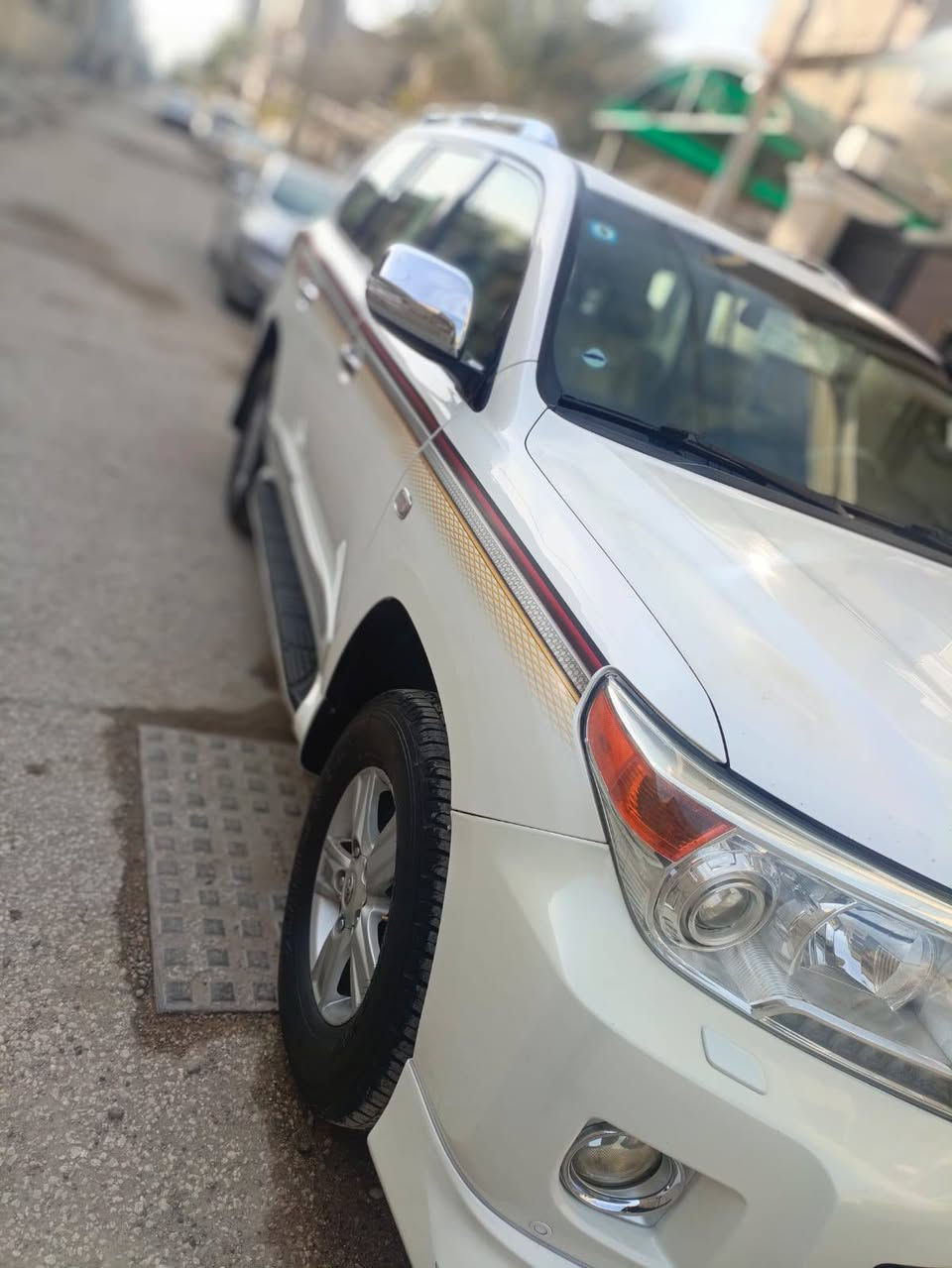 سلام عليكم للبيع لاندگروز موديل 9محدثه 15خليجي السونار مرفق ويه الصور السعر 275وببها مجال للاستفسار اكثر ***********ألعنوان بغداد
