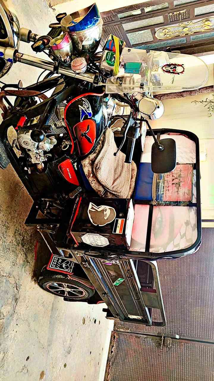 ستوتة موديل 21 شاصي مكفول من قطرت الحيم تجي وشوف الركبة اذا مو شركة تاخذهة بلاش اوراق  بليتة بيهة ستوتة أصولي  تايرات صار سبوع من شادهن ويالة بيئم اصلي لايت زنون أشاير لد مكينة 23 مكينة خرسة شلعة معدل تشك الكاع ستوتة مفولة علا اخير حباية السعر 1650 بيهة مجال مكاني بعقوبة شراي خابر وتعال وبيك خير وتدلل ‏‪***********‬‏
