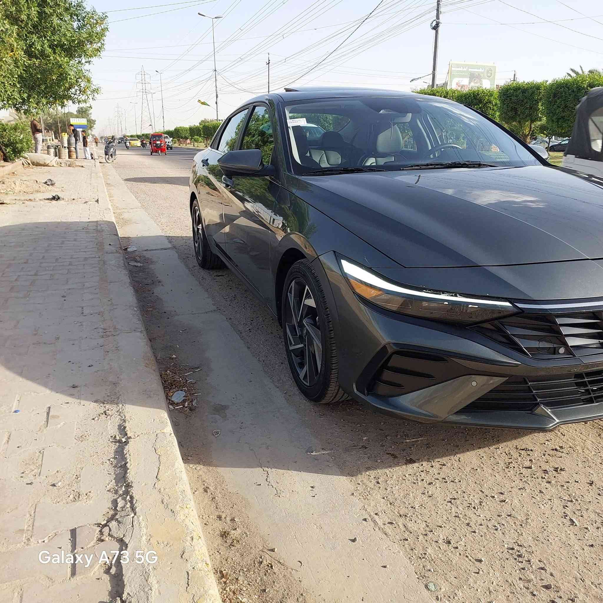 � للبيع – النترا  لمتد 2024 فول مواصفات 🚗

النوع: إلنترا  لمتد
الموديل: 2024
اللون: فيلي 
القير: أوتوماتيك
الوقود:  (بنزين )
المسافة: 14 
المنشأ: وارد أمريكي

📌 الوصف:
ضرر  بالبنيد تم تبديله،، السيارة بحالة ممتازة جدًا ومكيفة (باردة).

✨ المواصفات:

 • بصمة تشغيل ودخول
 • رادارات أمامي / خلفي / جانبي
 • كشنات جلد 
 • شحن وايرلس
 • نظام صوت احترافي
 • تحكمات سكان وسستم متكامل
 • فتحة قمارة
 • مرايات شفط
 • إشارات بالمرايات
 •  جنطة ذكية
كامرات محيطية
لد دشبول 
وبعد بيها هواي مواصفات  

📍 الموقع: بغداد – الشعلة 
💰 السعر: 155 (قابل للتفاوض)
📞 للتواصل واتساب فقط:***********
