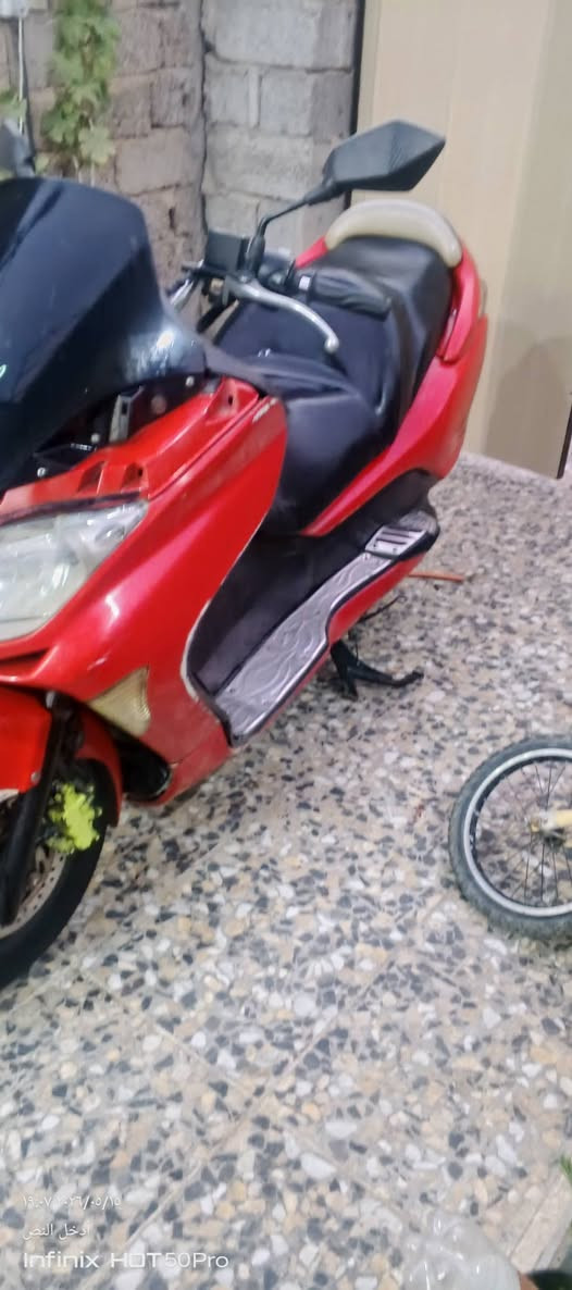 سلام عليكم ورحمه وبركاته اخواني فورزه للبيع سعر 750وبيهامجال مكان بغداد مدائن ***********بي واتساب
