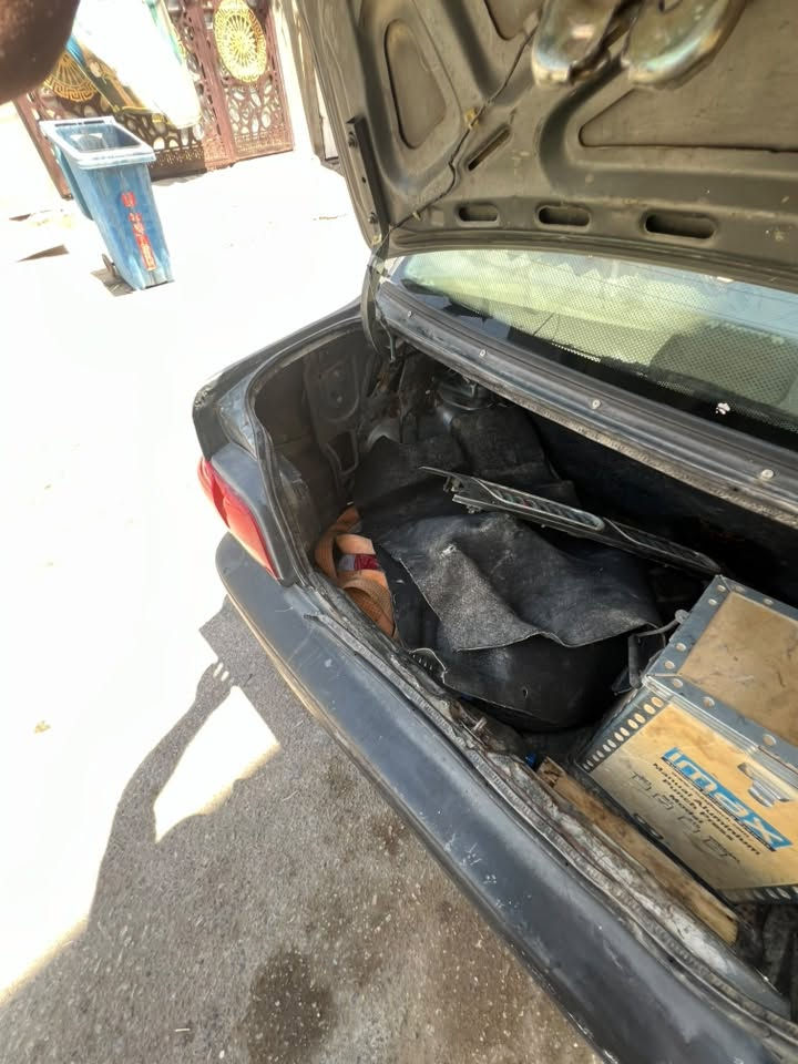 للبيع سايبه موديل 12 مكانها نجف راعيها نجف رقمها نجف مداور ثاني يوم كير محرك جدد ترايك للبصره سياره مال عمل يرادلها ترتيب كهربائي كامله تبريد يراد غاز السعر 22 مطلوبه 300 غرامه 

***********
