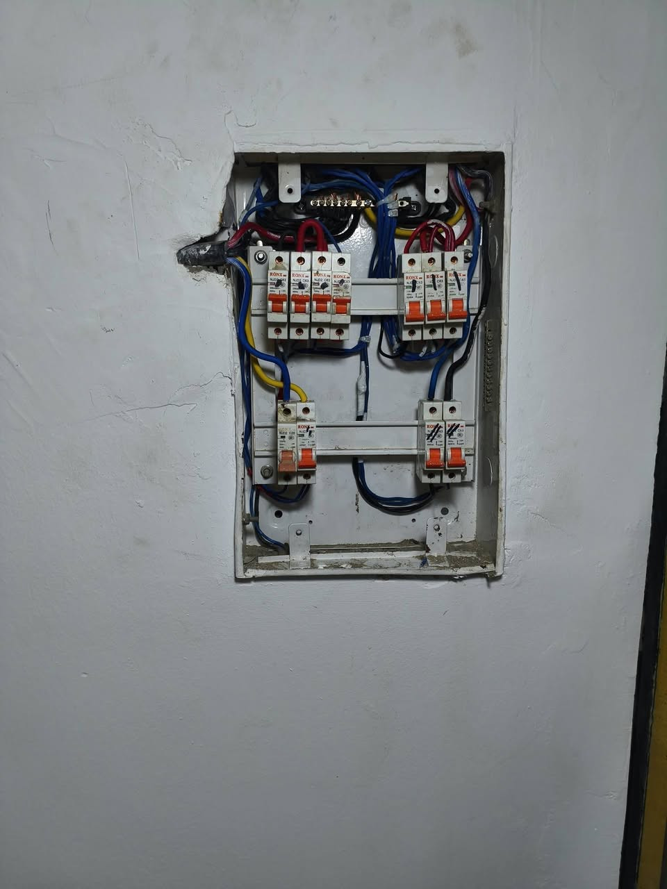 🌟🏆 مكتب الكرم الهندسي 🏆🌟
🔌⚡ جميع أعمال للتأسيسات الكهربائية 🚰🔧 التأسيسات الصحية والسباكة ❄️🛠️ تنصيب وصيانة وتنظيف جميع أنواع السبالت
نضع خبرتنا بين أيديكم لتقديم أفضل الخدمات الهندسية والفنية بأعلى درجات الدقة والجودة.
✔️ تمديدات وتأسيسات كهربائية متكاملة ✔️ أعمال صحية وسباكة احترافية ✔️ تنصيب جميع أنواع أجهزة التكييف (السبالت) ✔️ صيانة ومعالجة الأعطال ✔️ تنظيف وفحص دوري للأجهزة ✔️ أسعار مناسبة وخدمة متميزة
📞 للحجز والاستفسار: ☎️ *********** ☎️ ***********
📍 مكتب الكرم الهندسي 💎 ثقتكم بنا هي سر نجاحنا
