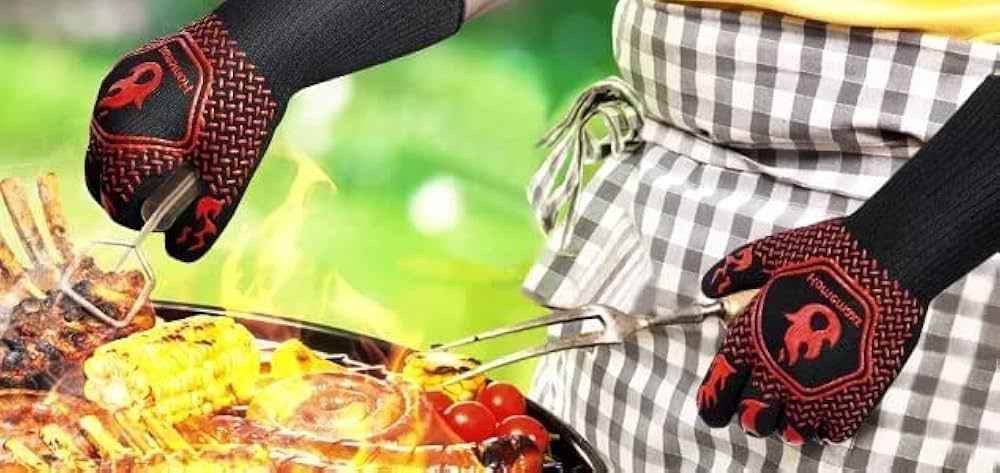 قفازات شواء كل بطانة داخلية مصنوعة من قطن البوليستر المقاوم للحرارة، قفازات حرارية للشواء نوع من الأداء العالي، قفازات الشواء المقاومة للحرارة توفر أقصى قدر من الحماية لك عند التعامل مع الشواء أو الطبخ أو الخبز أو التعامل مع الأشياء الساخنة للغاية في المطبخ وفي الهواء الطلق. قفازات مقاومة للحرارة حماية شاملة وجيدة التهوية بغض النظر عن تحريك الوعاء الساخن أو شواء شرائح اللحم أو أضلاع الشواء، ستحافظ قفازات اللحم على يديك ومعصميك أكثر أمانًا تعطيك أقصى حماية. كما أننا مبطنة بقطن فائق النعومة للتهوية، لذلك هناك دوران هواء كافٍ للسماح ليديك بعدم التعرق في الصيف أو في ظروف الحرارة العالية؛ قفازات شواء مريحة وذات قبضة فائقة، لا تقلق بشأن انزلاق صينية الخبز من يديك مرة أخرى! قفازات مقاومة للحرارة مزودة بمقابض سيليكون آمنة غذائيًا لتقليل مخاطر الحوادث من خلال ضمان أواني الطهي وأدوات المائدة لضمان عدم انزلاق أغراضك من يديك. قفازات الفرن متعددة الأغراض مثالية للشواء أو الخبز أو الطبخ أو التعامل مع الأشياء الساخنة الأخرى في الأماكن المغلقة أو الهواء الطلق. مثل فتح البرطمان وقفازات الطبخ المقاومة للحرارة لإخراج الخبز الساخن من الديك الرومي المشوي بالفرن والبطاطس والمربعات المخبوزة وجذوع الموقد والمزيد! مثالية لحماية يديك للشواء أو الطبخ أو الخبز أو التعامل مع الأشياء الساخنة للغاية في المطبخ والخارج. بغداد, العراق


**إذا كنت صاحب هذا الإعلان وتريد حذفه لأي سبب، رجاءا أرسل رسالة إلى الدعم الفني**