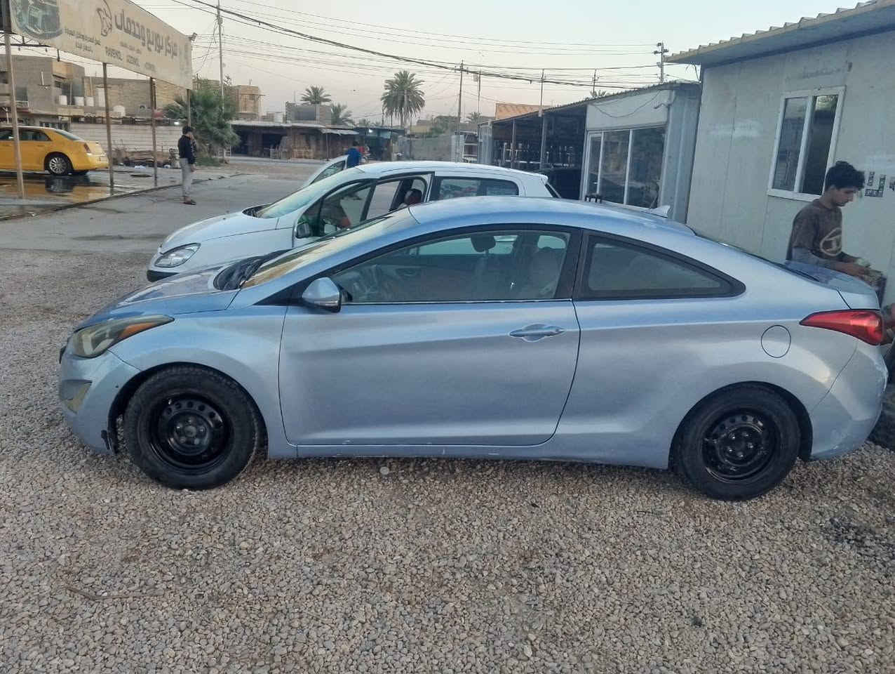 🚗 للبيع هونداي النترا 🚗
سيارة رياضية (تك باب) بحالة جيدة، مكينة وكير وحدادية وتبريد ممتازة، رقم بابل ورقم إنكليزي، سنوية باسمي،  وتحكم عدد (2). السيارة مصبوغة أحزام للجمالية وبها ضربة خفيفة بالجاملغ الأمامي.
✨ سيارة مرتبة وجاهزة للاستخدام، وما تحتاج مصروف. 💰 السعر: 87 ورقة وبيها مجال بسيط للجاد.
📍 العنوان: بابل - المسيب
📞 رقم الهاتف: ***********
"الرزق على الله، والبيع للجادين فقط." 🚘🤝
