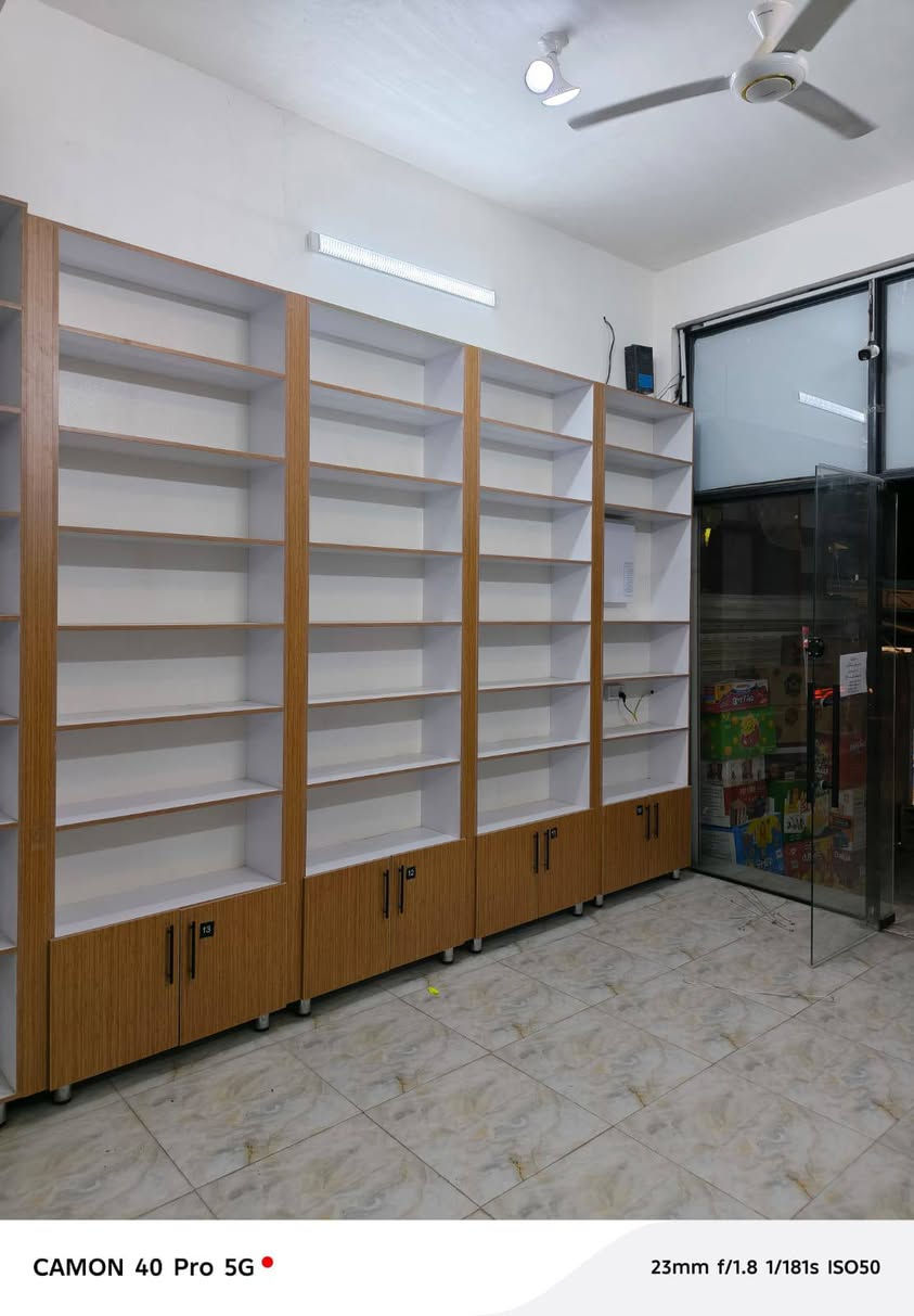 فاترينات تركي للبيع  العدد ١٣ استخدام شهرين مكان العمارة
الاتصال ‏‪ ***********‬‏
