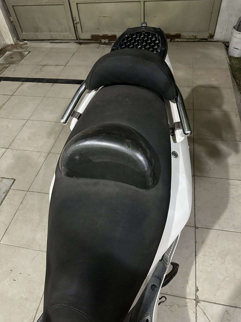 سلام عليكم فورزه صفر 6 نضام Abs دراجه نضيفه كلش شوكت ميعجبك انكر سلف وطلع شلعه معدل تخبل مابيه كل نقص ما عده قمجي كيلو متر وكج بانزين سعر 800 بيه مجال مكان زعفرانيه ***********
