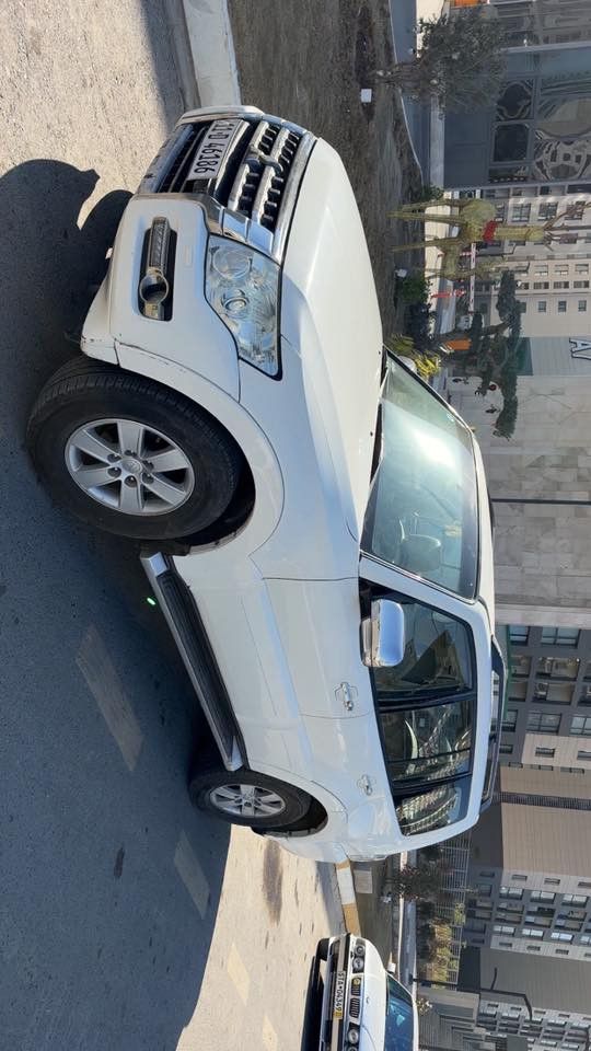 السلام عليكم للبيع باجيرو 
مديل 2008 
السيارة صار بيها طخة خشم البنيد او جاملغ هم 
بدلتهن بلادي وكالة أصليات  او بارد قبق الجنطة 
السيارة إدامة كاملة صدر جديد 
تخم تاير جديد سيارة جاهزة من كلشي 
ال تصال *********** متواجد واتساب هم 
السعر 115
