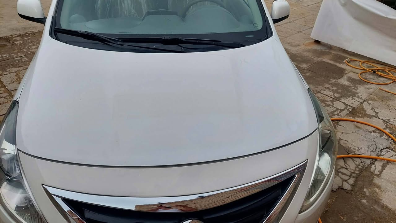 نيسان صني هندي اربيل رقم جديد مكفوله ماشيه ١٣٠ تحول وكله حاظر سعر ٩٧ وبيه مجال بسيط رقم صاب سياره ***********
