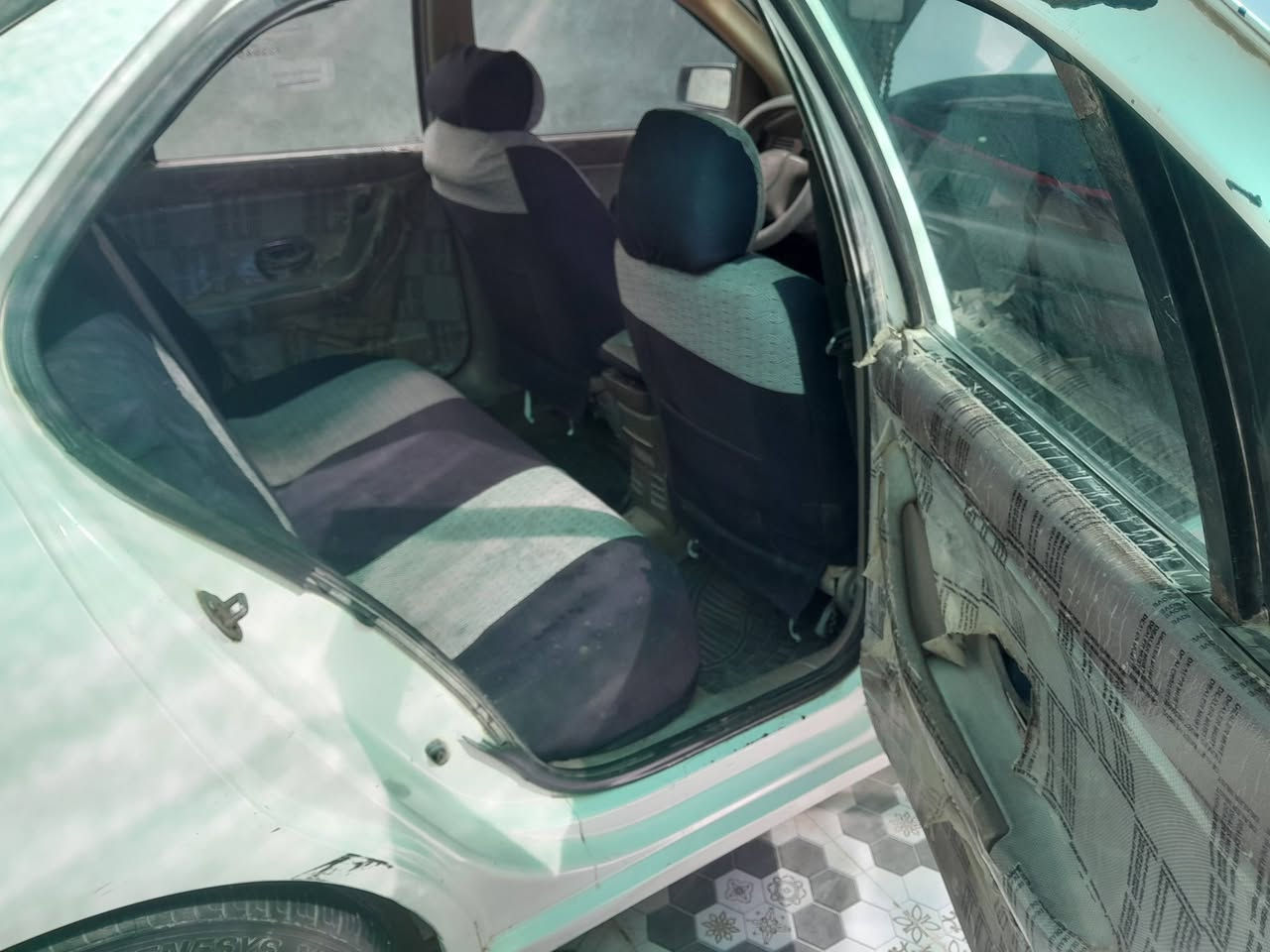 سلام عليكم
سمند موديل ١٠باسمي رقم انكليزي سنويه جديده شرط تحويل كير ومكينه جدد تخم تاير باتري جديد كهربائيات كلها شغاله سعر٣٥
 ***********ديوانيه
