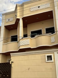 بيت للبيع • حي الفرسان • ١٠٠م