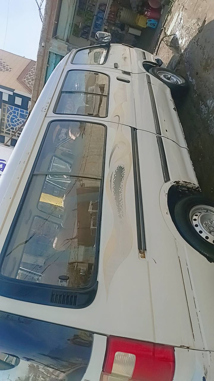 السلام عليكم فتون للبيع 2015 حره ما اندل راعيه ابيع موصليه مكينه بيه خيط بخار كير واكسن مكفولات حدداديه تخم تاير جديد سياره جاهزة من كلشي مكاني نجف***********
