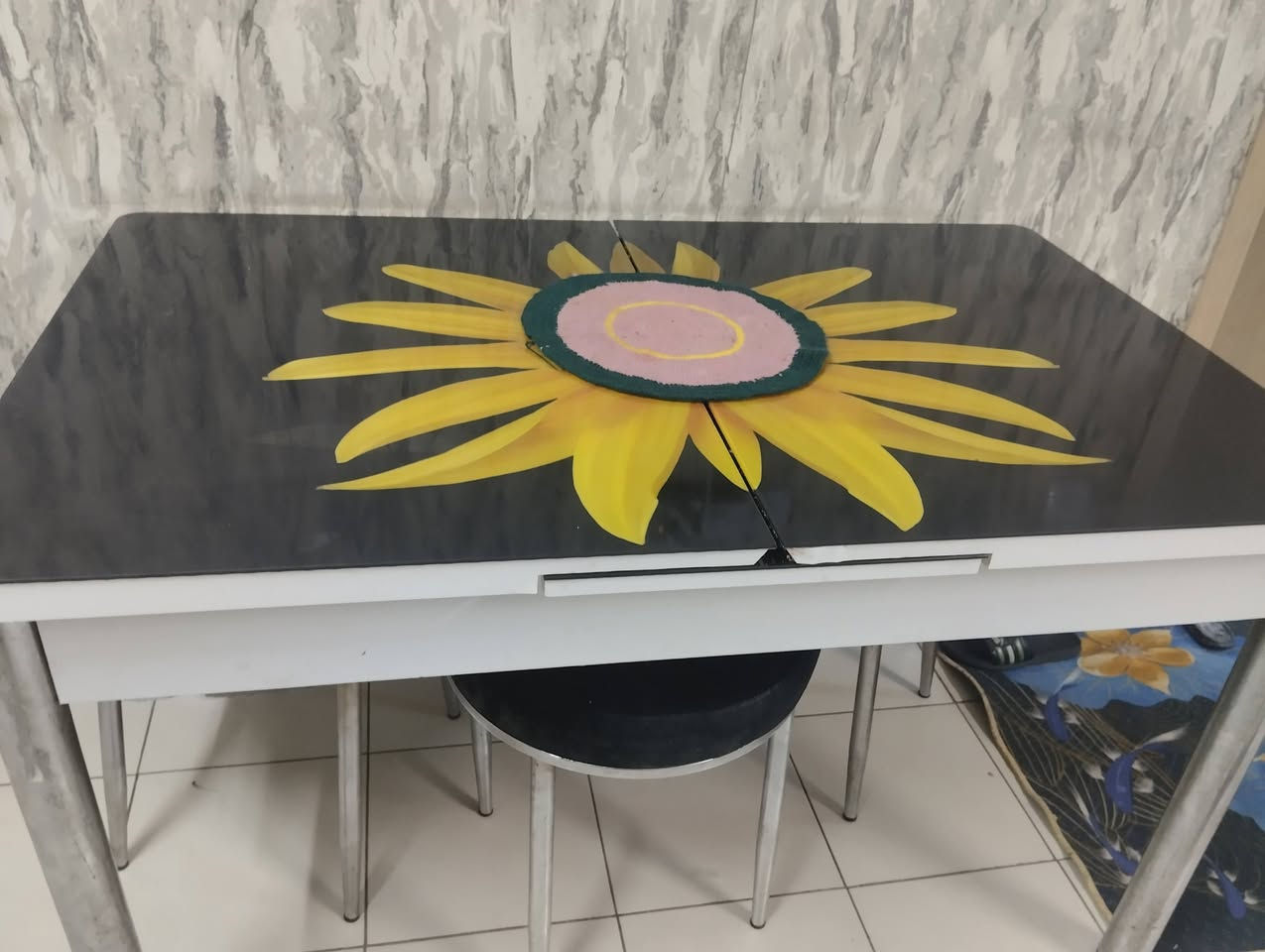 سلام عليكم
ميز طعام فقط للبيع ب25

فرن ب35


**إذا كنت صاحب هذا الإعلان وتريد حذفه لأي سبب، رجاءا أرسل رسالة إلى الدعم الفني**