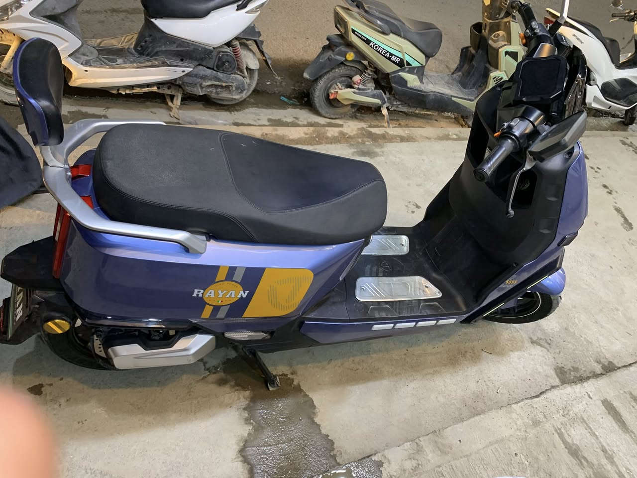 دراجة ريان وحش الكون للبيع
العنوان :بغداد الشعلة الخطيب
لتواصل :*********** 
السعر 925
