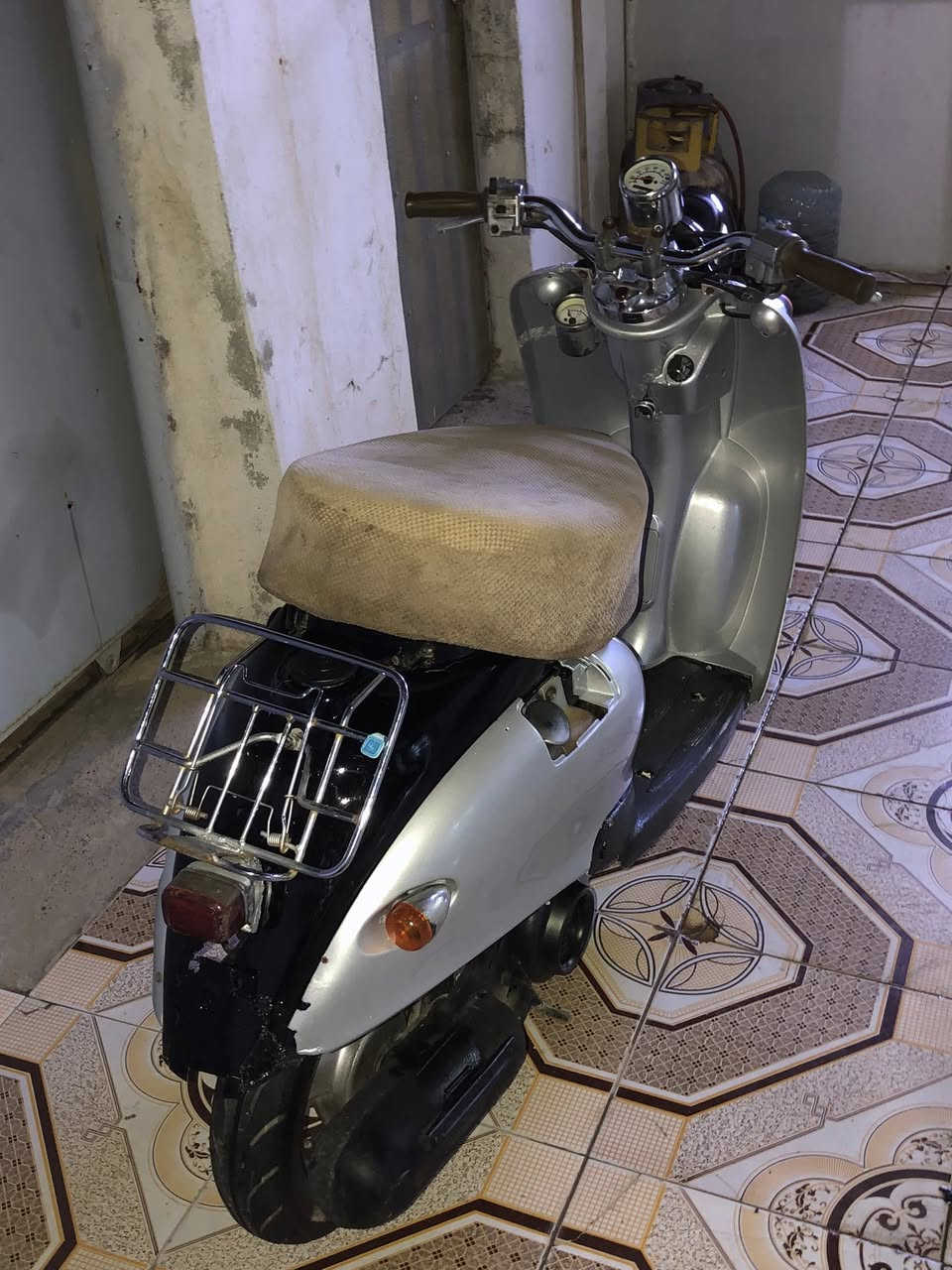 عبد الحلیم للبیع
کفرات بلادي
سعر 250
عنوان کرکوك
رقم واتساب
0778 198 9340

