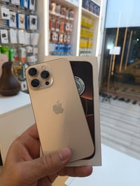 آيفون ١٦ برو ماكس • ٢٥٦ جيجا • بطارية ١٠٠%