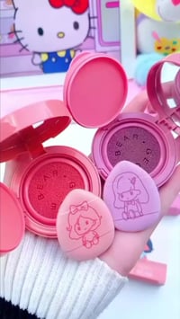 بلاشر كوري • كريمي لبودرة • درجات ٣٠١-٣٠٣