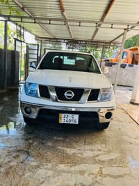 للبيع نيسان نيفارا موديل ٢٠١٢ مكفوله من الصبغ عده شبر خشم الجاملغ الأم...