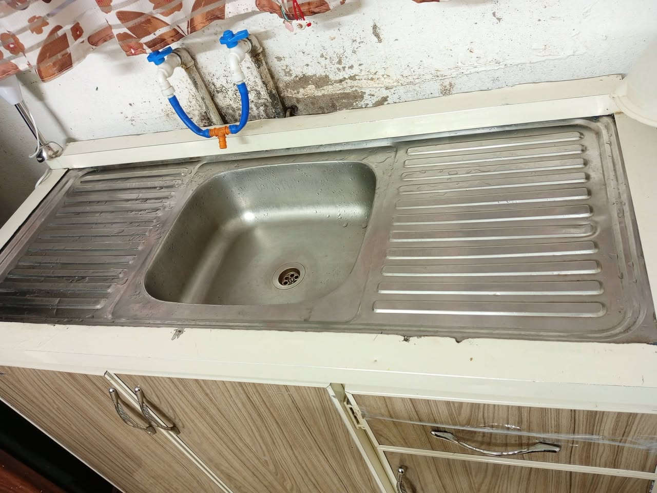 كونتر للبيع ابو الحوض مابي شي نظيف ب70 الف وبي مجال بسيط


**إذا كنت صاحب هذا الإعلان وتريد حذفه لأي سبب، رجاءا أرسل رسالة إلى الدعم الفني**