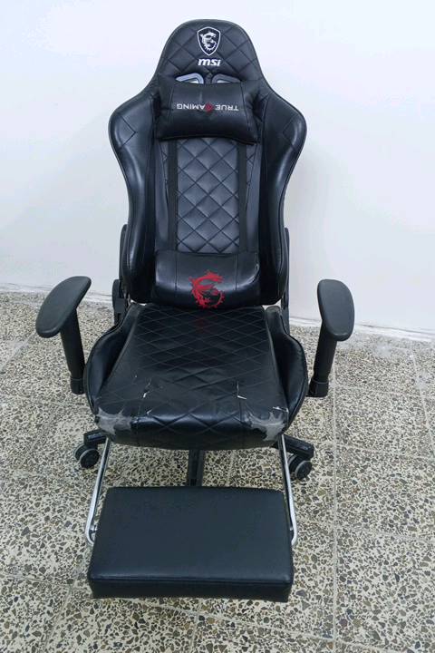 السلام عليكم 

هاي الحلوة للبيع 

تريد تاخذ بس الكيس او تريدها كاملة 

المواصفات

كرت الشاشة : RTX 4060
المعالج : Core i5 12400F
رامات : 8x2
التخزين : ssd 1Td 
المذربورد : Gigabyte

الشاشة 
msi
حجم 27  
240  mhz 
فول hd 
بيها طخة مثل ما موضح 

الماوس AULA-SC580 

كيبورد ميكانيكي 60% 

كرسي كيمنك msi مثل ما موضح 

جويستك كيم سير 

UBS : ريسينج مواصفاته موجودة 

تعال خاص و ان شاء الله خير
الكيس والتجميعة بيهن أي عطل أو ملاحظة غير الطّخة بالشاشة؟ مثل حرارة، صوت مراوح، أو شي يحتاج صيانة؟: 
كلشي مابيها 
الشاشة 27 إنچ 240Hz بيها الطخّة بس لو أكو غير مشاكل بالصورة/الألوان/البكسلات؟ وهل تشتغل 100%؟: 
شغالة 100%
أنت من أي محافظة/منطقة بالضبط؟ وهل متوفر فحص وتشغيل مباشر قبل الشراء والاستلام اليدوي؟: 
بغداد و متوفر فحص قبل لا تاخذها 
البيع للتجميعة كاملة لو كل قطعة وحدها؟ وإذا أكو سعر نهائي أو قابلية تفاوض، شكد آخر سعر؟: 
تريدها كاملة او فقط الكيس مومشكلة 