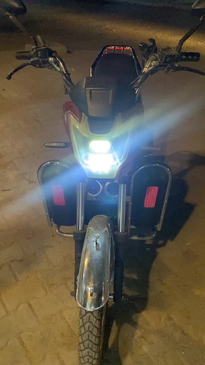 هارلي شحن. آخت الجديدة.
السعر. 650. بيها. مجال.  خاص مراسلة


**إذا كنت صاحب هذا الإعلان وتريد حذفه لأي سبب، رجاءا أرسل رسالة إلى الدعم الفني**