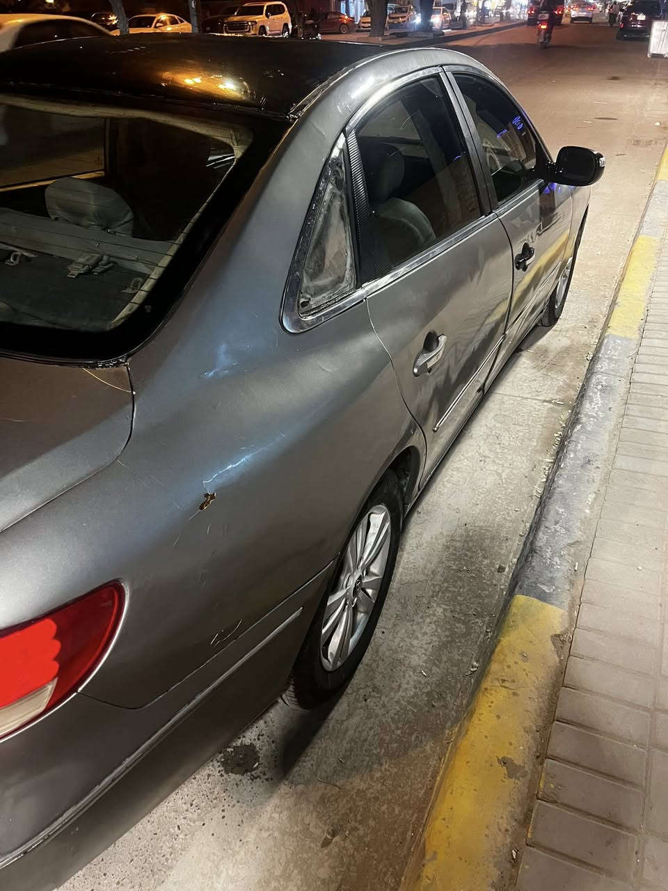 هونداي ازيره 2006 رقم بغداد دولي باسمي مكينه 3300 السياره بيهه جفيه و معمره تعمير مو حلو  تحتاج ترتيب مكينتهه تخبل 
تبريد شغال السعر 65 و بيهه مجال مكاني بغداد الشعلة  ‭0770 434 4615‬
