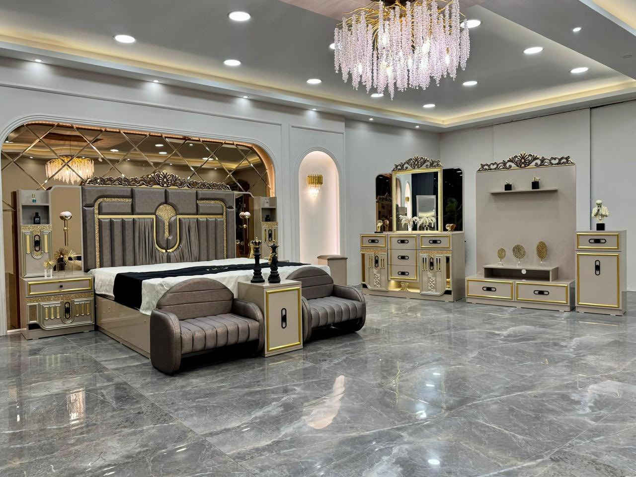 ✨ موديل بوسنا المودرن ✨

🛋️ تصميم عصري أنيق يضيف لمسة فخامة لبيتك

🔹 المواصفات:
▪️ 11 قطعة
▪️ قياس 360 سم (كنتور)
▪️ ضهر بلوك متين
▪️ براغي + چوي حديد لضمان القوة والتحمل
▪️ سرير مخزن (جك) عملي
▪️ صبغ حراري عالي الجودة

💯 جودة عالية وراحة تدوم لسنوات

📩 للحجز والاستفسار:
📱 *********** (متوفر واتساب
