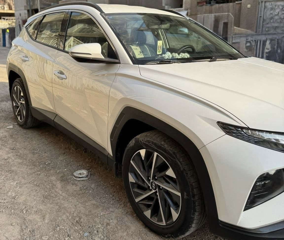 توسان 2023 خليجي
ضمان شركة الاولى
بعدهه بالضمان
فوال عد القمار حديد
بصمة تشغيل عن بعد
3 وضعيات قيادة 
كفالة عامه من كلشي
ساره ماشيه 29الف بعدها زيت بل شركه
و مواصفات التوسان معروفة
السعر 207 وبيها مجال بصيط
بغداد طالبيه 
***********
