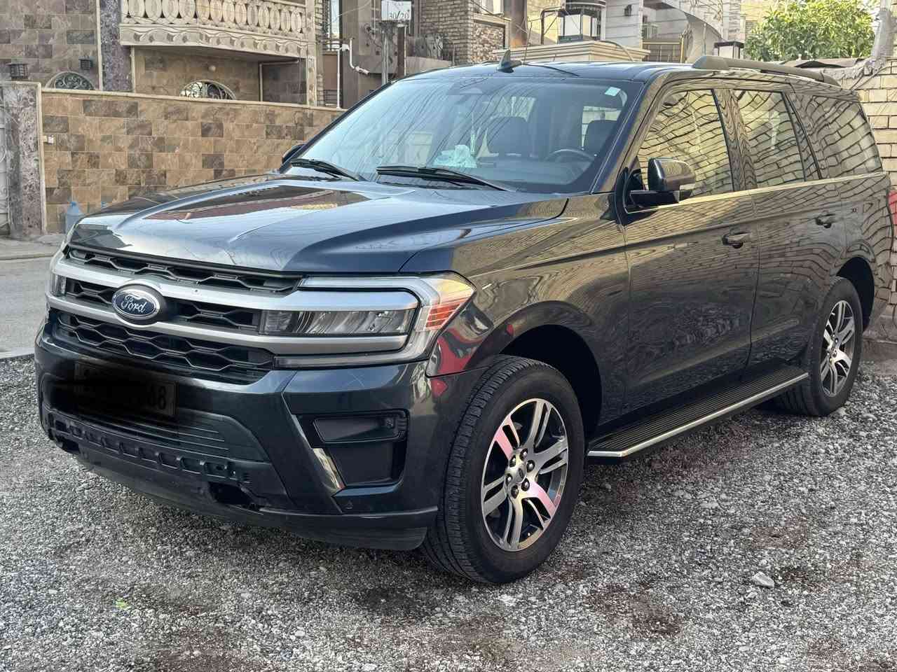سلام عليكم فورد اكسبدشن ٢٠٢٣ قصيرة xlt ماشيه ٤٠ الف محرك ٣٦٠٠ تون تيربو كير ١٠ نمر رقم بغداد باسمي بجم بلادي بدون ايرباك بيها ٣ قطع صبغ مال الحادث فقط بيها نقص رادار امامي بس سعرها ٣٣ الف مكاني بغداد الدورة كشن جلد تبريد تدفئة بالكشنات والكشن الخلفي منفصل vip السيارة تو ويل وبيها هواي مواصفات بعد ***********
