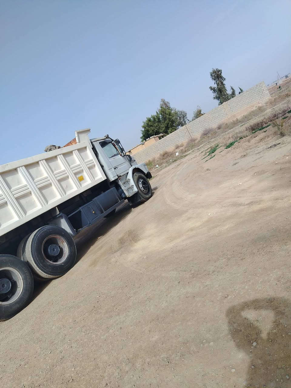 للبيع سكانيه سكس قلاب بلادي موديل 86مجموعه بايجر19 كير 5/5رقم ديالئ للاستفسار الاتصال علئ ***********
