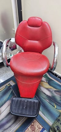 كرسي صالون • نظيف • حي القاهره