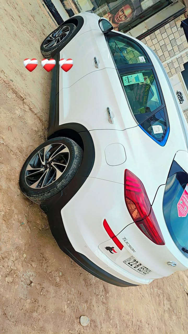 توسان للبيع موديل واحد وعشرين ماشيه سبعين ألف رقم اربيل فول بصمه وبسمي الاستفسار تصل 0***********
