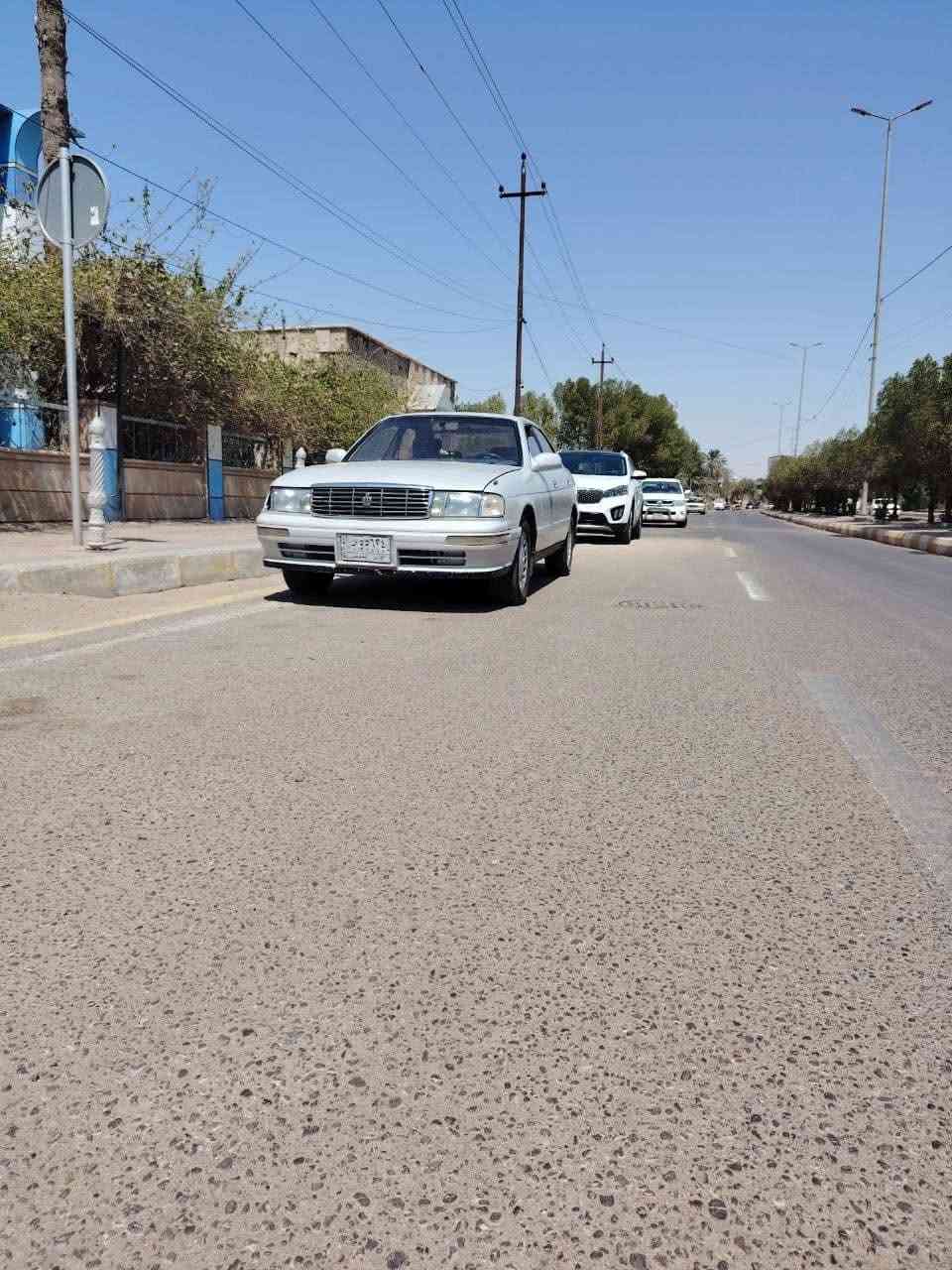 السلام عليكم 
كراون بطه متصل للبيع موديل 1993 رقم انبار مشروع وطني كفاله گص ونقل جثه والاصوليات والعيب الشرعي 
مكينه وگير 2500 ديلكو جدد
 حداده جديده 
كهربائيات كلها شغاله 
تخم تاير جديد 
نقصها بس التبريد 
مكانها ميسان ترهم  مراوس حسب القناعه 
سعرها 53 وبيها مجال للشراي  
الرقم

 ***********
