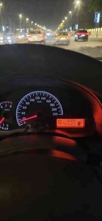 للبيع نيسان سني 2020  رقم بغداد انكليزي باسمي  سنوية 2030 وهزة جديدة  ...