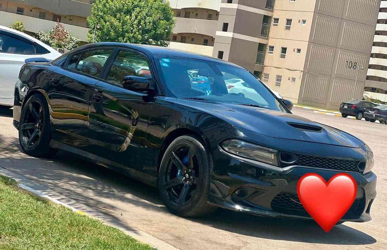 دوج جارجر 2019 GT فول موصافات  للبيع او مراوس عدا الفتحه رقم بغداد سنويه وهزه جدد مكينه كير تبريد تخم تاير جدد كشنات حلد كهرباء شفتات بالستيرن سبوت تراك حساسات خلفيه شاشه كبيره تدفئه وتبريد بالمقاعد ويل كب خسفه  قويه  حادثه بدايه البنيد وجاملغ فتح يعني قطعتين السعر 192ورقه مكان السياره اليرموك *********** بغداد, العراق
