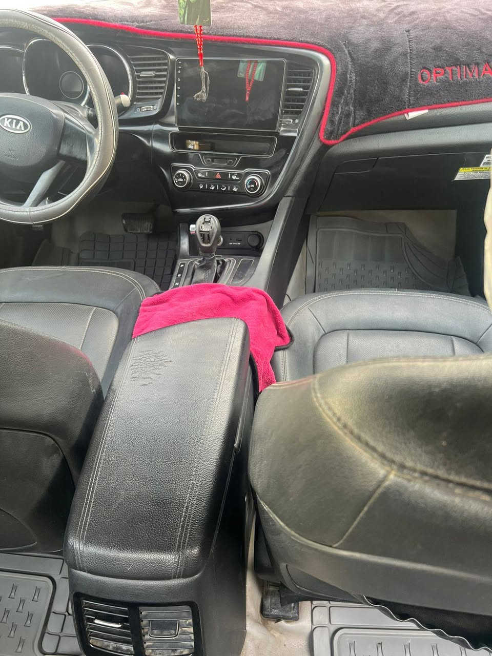 سلام عليكم
كي فايف 2011 وارد كوري مكفوله من الضربه والصبغ مكينه وكير وحداده خير من الله تبريد شغال عوزه بعض التلحيضات سعر ١١٢ و بيه مجال مكاني البصرة ***********
