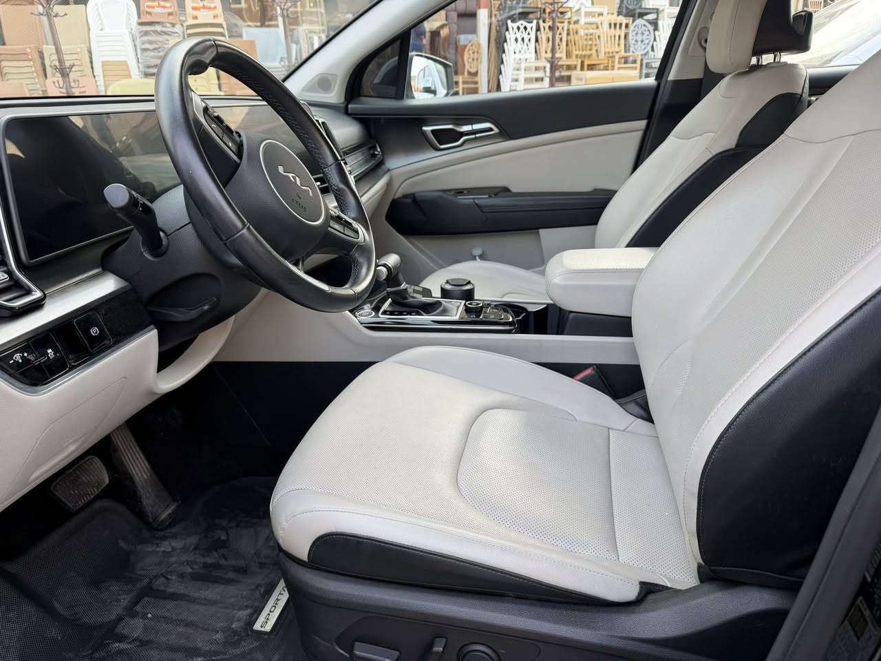 سبورتج ٢٠٢٣ رقم اربيل ماشية تقريبا ٣٧ الف ميل باسمي سنويه وهزة جديده اني مرقمها صوره الضرر مرفقه..السياره جديدة ترايها زيرو وحلوه وكامله من كل النواحي ومواصفات اضافية تدفئه كشنات وشاشه متصل وتحكم تبريد جهتين وبصمه دخول وتشغيل وترحيب وكشنات جلد بيجي سايد بريك بصمه واتو هولد وحساسات ٣٦٠ درجه وقياده ذاتية وشاحن لاسلكي وكاربلاي .. بيع فقط بدون مراوس سعرها ٢٠٠ ومجال قليل تحويل مباشر.. اي استفسار حاضر وبالخدمه


**إذا كنت صاحب هذا الإعلان وتريد حذفه لأي سبب، رجاءا أرسل رسالة إلى الدعم الفني**