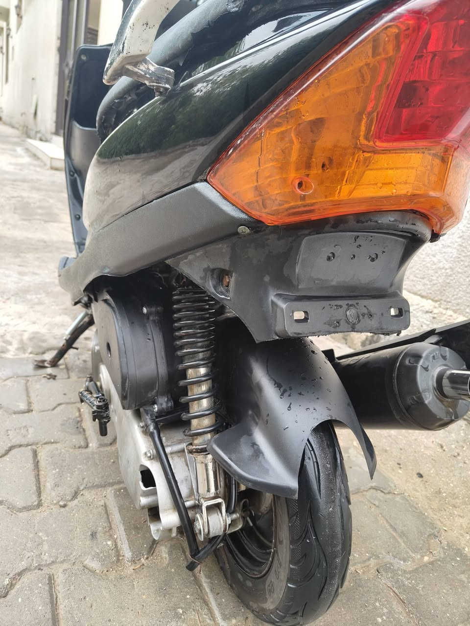 سلام عليكم دراجه ماكس عدله الدراجه مزوده بوشه55وكلجات دبيلو اف معرفوات بل سوك دراجه55شرط تشلع التبليط وياه دراجه نكره هندر اكفلك شاصي +مكينته اذا تسمع بيه قطرت صوت ترجعه الي بيه صلنصه اف ام 
دبلاته شخلات كلهن كابريتر جديده يعني دراجه تخبل بس كهربائيات ماتشتغل +مروس بسكنس ياباني فحل أو نثيه بنضافت  الدراجه مكاني كربلاء كنطرت السلام+متوفر 24مازنجر


**إذا كنت صاحب هذا الإعلان وتريد حذفه لأي سبب، رجاءا أرسل رسالة إلى الدعم الفني**