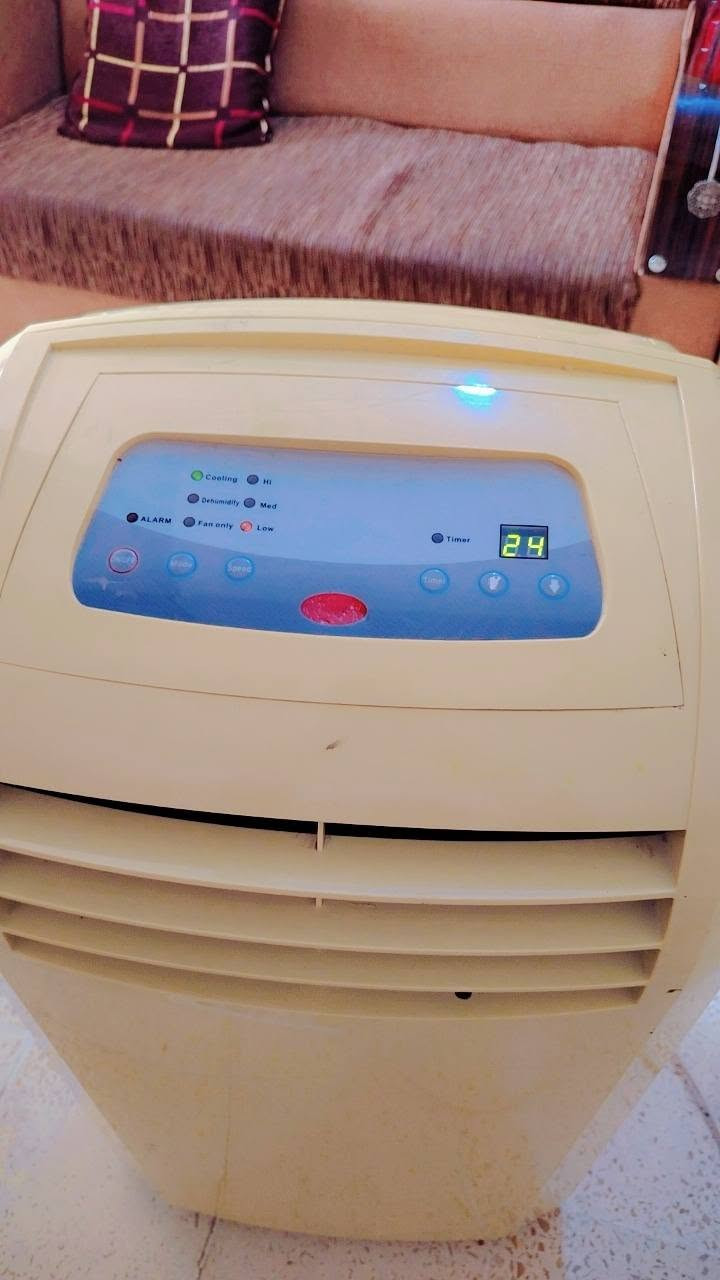 سبلت للبيع
 بريطاني الصنع نظافة90٪
للاستفسار الاتصال على الرقم
***********
