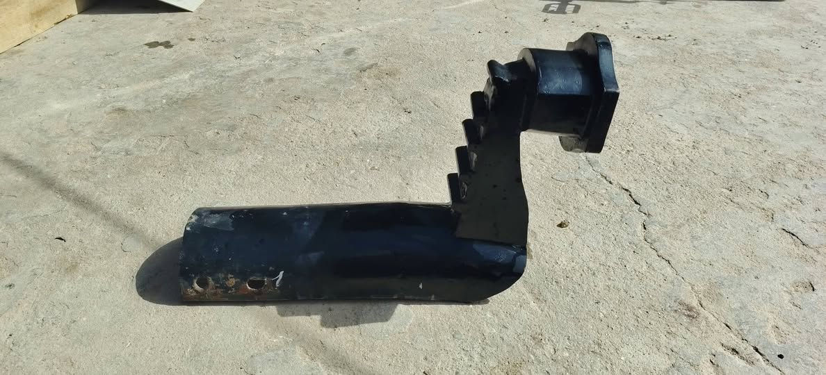 السلام عليكم سيبايه باكستانيه البيع السعر 45وبيه مجال ***********
