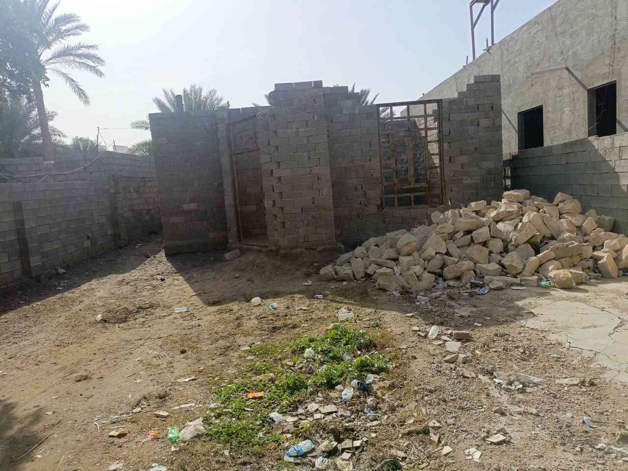 السلام عليكم بيت هيكل  طابق واحد الصوفيه قرب جامع الصوفيه 

المساحة ٣٥٠متر
شارع ١٠متر
الوجه ١٢
النزال ٣٠
السعر ٨٠مليون قابل للتفاوض  

للمزيد من التفاصيل
 يمكنكم زيارة مكتبنا مكتب العين العقار ع شارع 40 مدخل الصوفيه الثانية 
او الاتصال على الارقام التاليه 
***********
***********
***********
