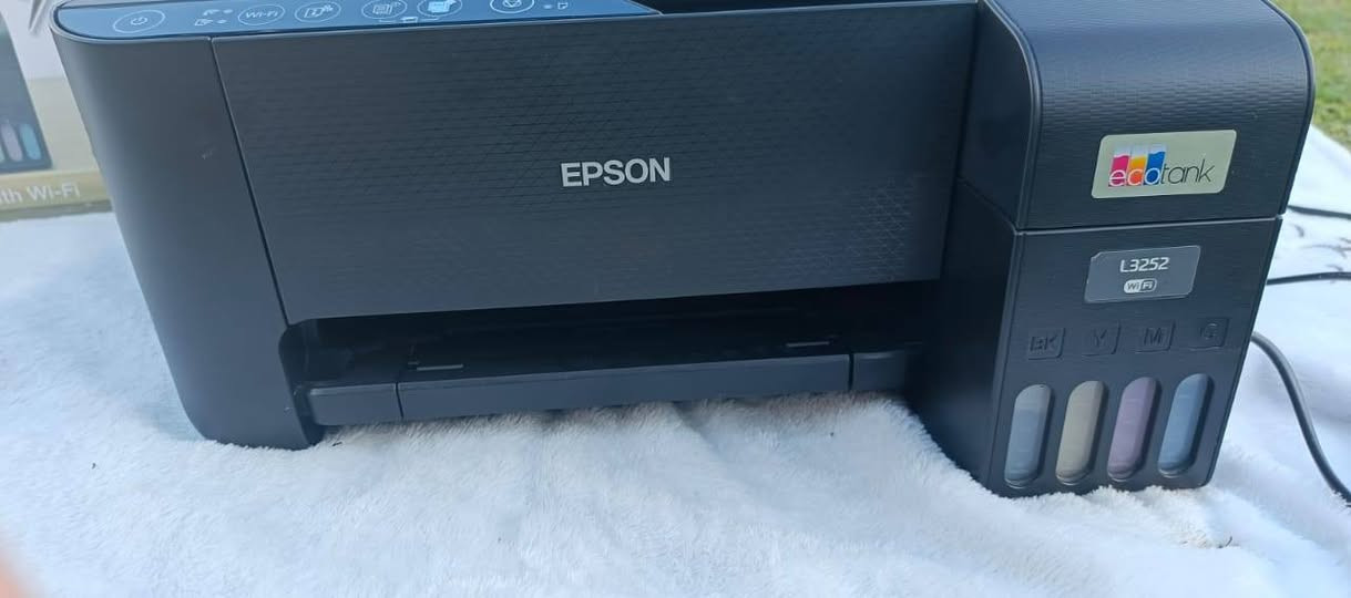 السلام عليكم 
طابعة ايبسون L3252 
4 الوان حرارية 

مع مكبس حراري متعدد الاستعمالات 5*1 

مع كراتينهن وكامل ملحقاتهن وضمان لمدة سنة
الطابعة والمكبس استخدام لمدة شهر واحد فقط
صاحبت الطابعة والمكبس محافضات او منطقتهم مابيهن هيج شغل يمشي وتريد تبيعهم
علما نضيفات 100% فقط مرة مستخدمتهم ولباقي كل 3 ايام تسخب بيها ورة حتة لا تجف احبارها

اعلى سعر الة الغراض لا تكسرون بسعرهن لان امانة الله جدد واني كفيلة


**إذا كنت صاحب هذا الإعلان وتريد حذفه لأي سبب، رجاءا أرسل رسالة إلى الدعم الفني**