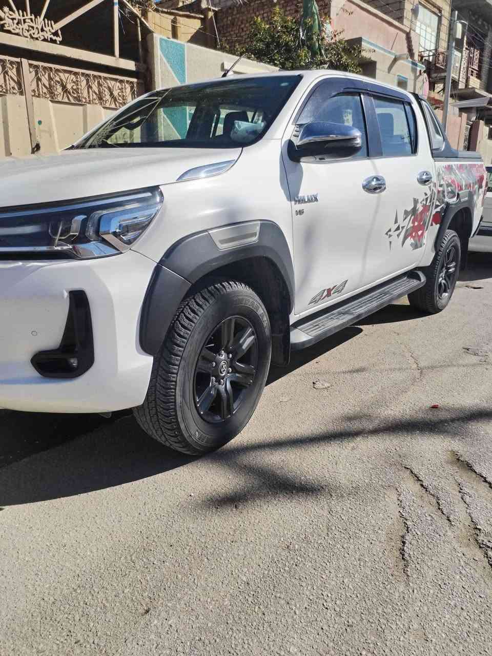 السلام عليكم بيكم تيوتا موديل 2022 فول فول واحد علا واحد مكفوله كفاله عامه اخوان ما يحتاج شرح المعرف لا يعرف سنويه بسامينه لل ٢٠٣٠ السعر ٣ شدات او نص او بيها مجال المكان كربلاء حي العامل *********** اخوان اني مكلف بل نشر للاستفسار الاتصال بل رقم
