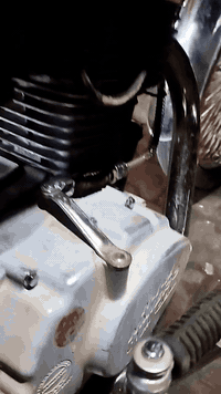 سلام عليكم للبيع يراني اي عيب مابي مالشغل دراجه موديل 18 لاصرف لابخار هندر واحد مكينه خرسه دراجه شغاله ومابيها وعيب  سعرها 225وبيها مجال قليل شراي خابر *********** شراي اتصل ما متواجد فيس
