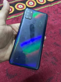 كلكسي A21S للبيع السعر 80 مكان مدينة الصدر 07722639244