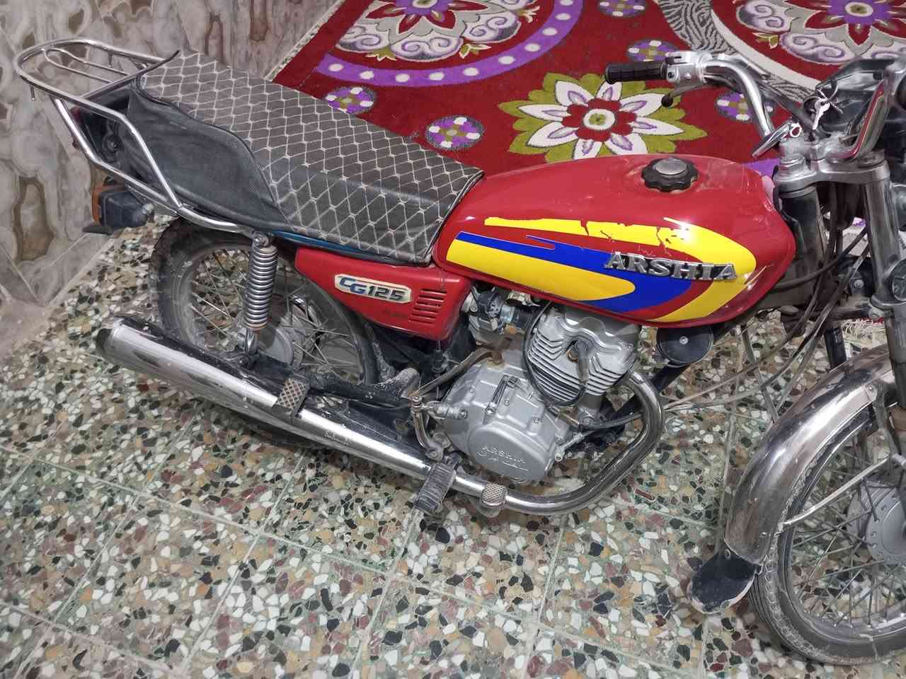 سلام عليكم دراجه لبيع مكان نجف شرع مجمعات تراجه ممفتوحه مديل 21 وكيله عرضي وراق بسمي دراجه من شغل لبيت ودراجه نضيفه ممتعوبه بس بيه تراب ممخسوله صرله سبوع مطلع بيه جن شغلي ورجع وسعر 800 وبيه مجال طيبين


**إذا كنت صاحب هذا الإعلان وتريد حذفه لأي سبب، رجاءا أرسل رسالة إلى الدعم الفني**