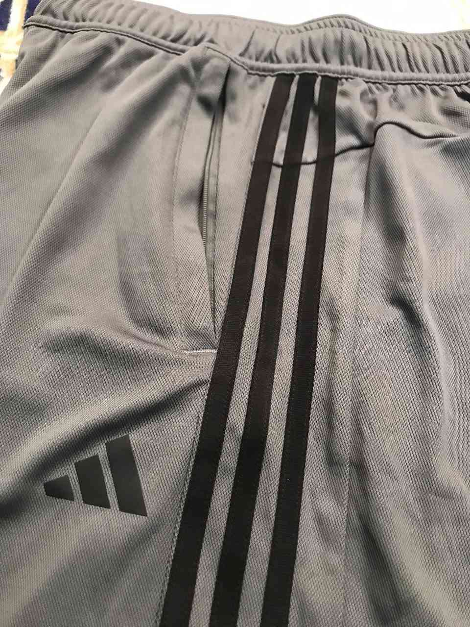 شورت اداديس اصلي حديث يلبس مديم


**إذا كنت صاحب هذا الإعلان وتريد حذفه لأي سبب، رجاءا أرسل رسالة إلى الدعم الفني**