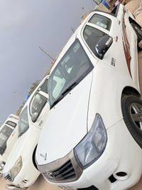 هايلوكس 2014 • كير عادي • رقم بابل